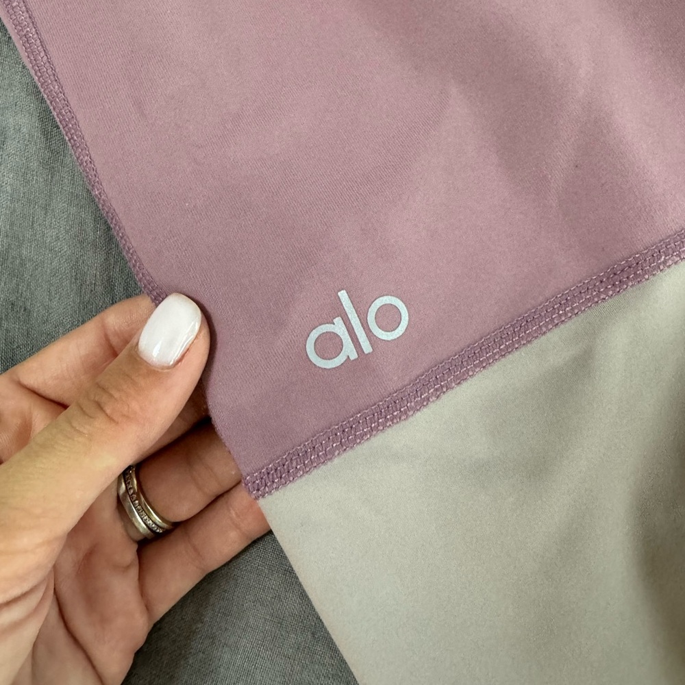Alo goddess leggings S-M pink - Picture 3 of 4